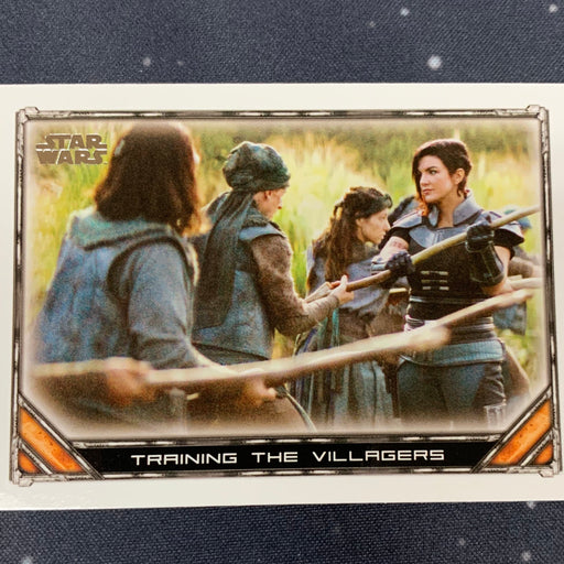 Star Wars - The Mandalorian 2020 -  045 - Training the Villagers Vintage Trading Card Singles Topps