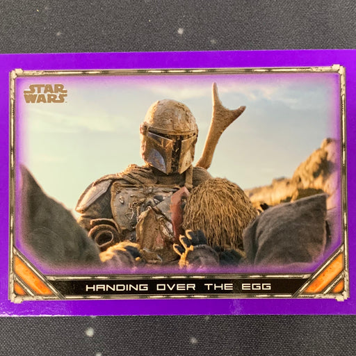 Star Wars - The Mandalorian 2020 -  024 - Handing over the Egg - Purple Border Vintage Trading Card Singles Topps