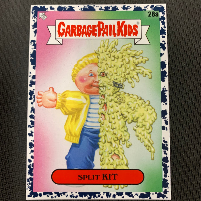 Garbage Pail Kids - 35th Anniversary 2020 - 028a - Split Kit - Bruised Black Parallel Vintage Trading Card Singles Topps