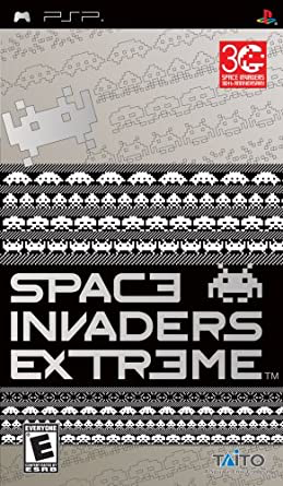 Space Invaders Extreme - PSP - in Case Video Games Sony   